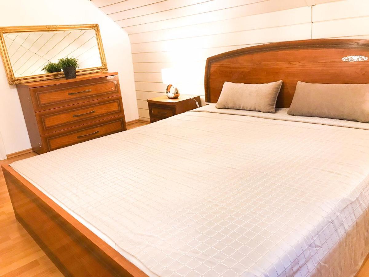 "Casa20200" 2 X Apartments Je 150Qm Fuer Business, Familien, Gruppen, Handwerker 15Min Von Berlin, Erdbeerhof, Outlet B5, 5Min Vom See Falkensee !! 2 Apartment Each 150Qm For Business , Families 15Min From Berlin!! Exteriér fotografie