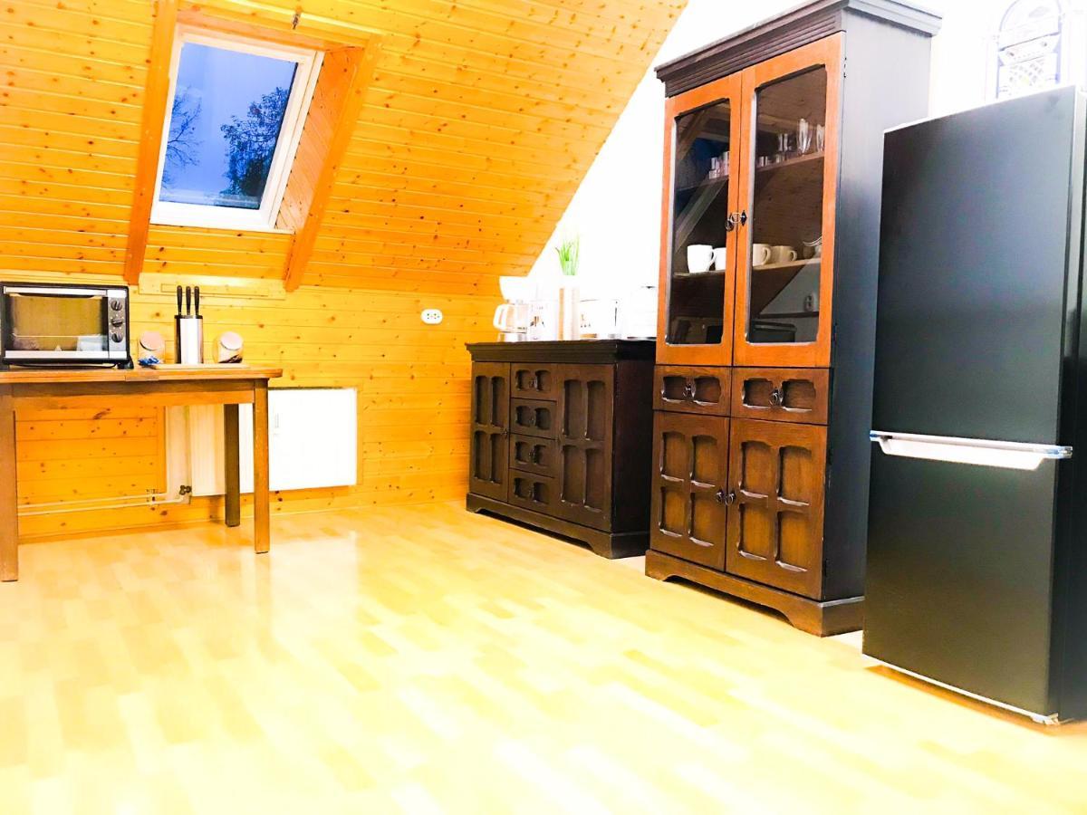 "Casa20200" 2 X Apartments Je 150Qm Fuer Business, Familien, Gruppen, Handwerker 15Min Von Berlin, Erdbeerhof, Outlet B5, 5Min Vom See Falkensee !! 2 Apartment Each 150Qm For Business , Families 15Min From Berlin!! Exteriér fotografie