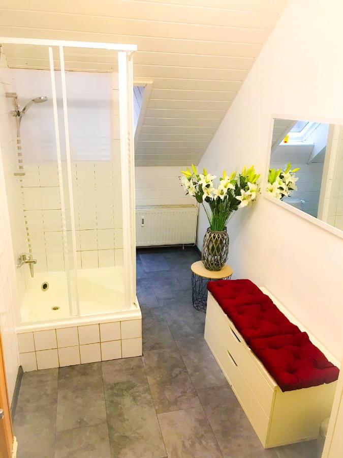 "Casa20200" 2 X Apartments Je 150Qm Fuer Business, Familien, Gruppen, Handwerker 15Min Von Berlin, Erdbeerhof, Outlet B5, 5Min Vom See Falkensee !! 2 Apartment Each 150Qm For Business , Families 15Min From Berlin!! Exteriér fotografie