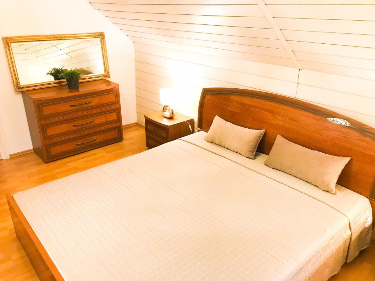 "Casa20200" 2 X Apartments Je 150Qm Fuer Business, Familien, Gruppen, Handwerker 15Min Von Berlin, Erdbeerhof, Outlet B5, 5Min Vom See Falkensee !! 2 Apartment Each 150Qm For Business , Families 15Min From Berlin!! Exteriér fotografie