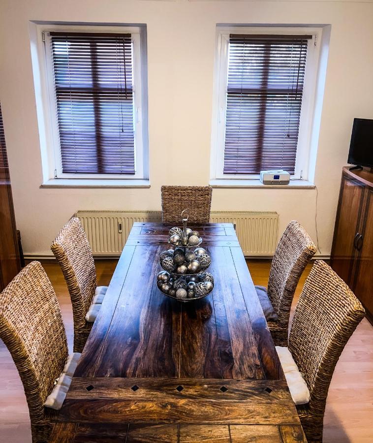 "Casa20200" 2 X Apartments Je 150Qm Fuer Business, Familien, Gruppen, Handwerker 15Min Von Berlin, Erdbeerhof, Outlet B5, 5Min Vom See Falkensee !! 2 Apartment Each 150Qm For Business , Families 15Min From Berlin!! Exteriér fotografie